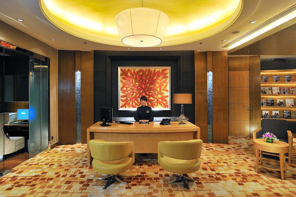 Howard Johnson Plaza Waigaoqiao Shanghai Eksteriør billede